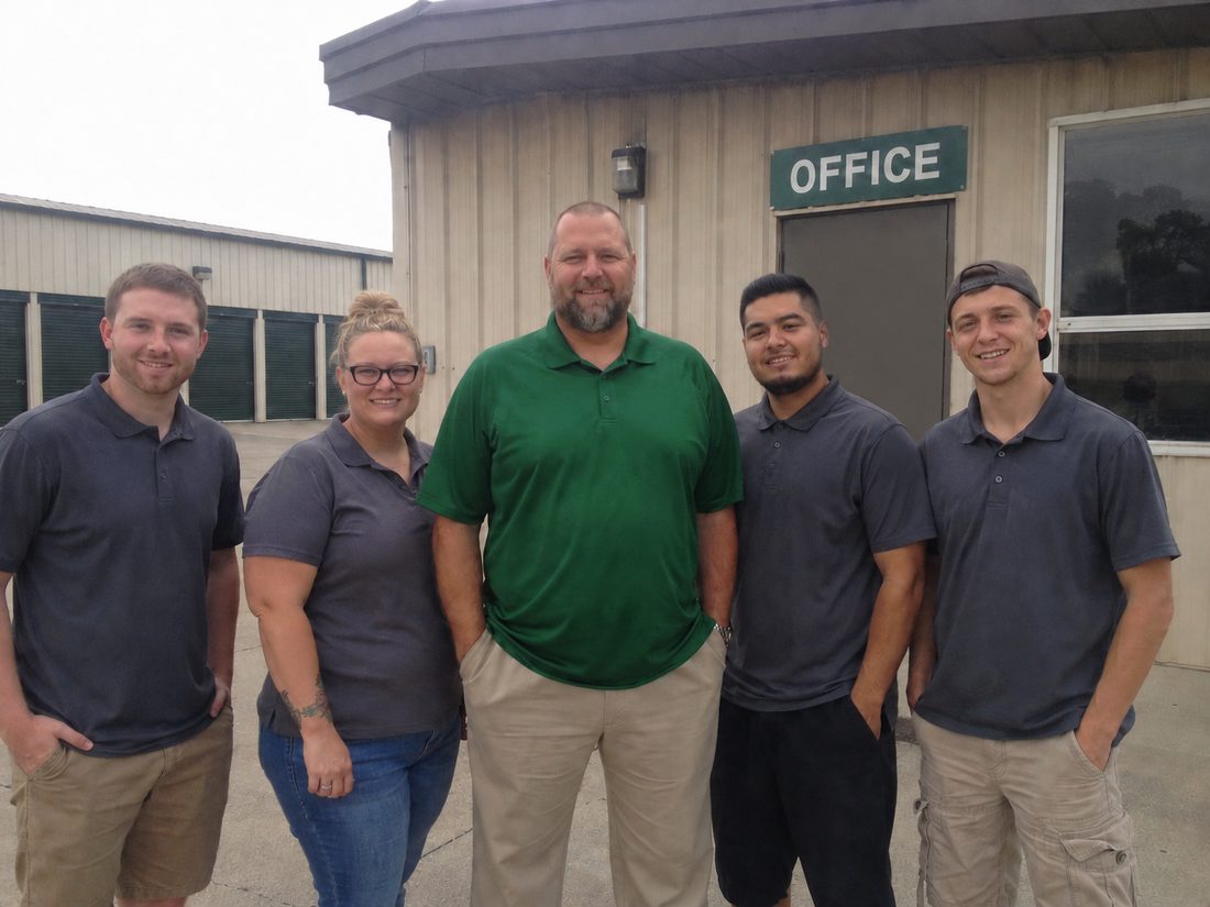 Pest control professionals in Williamsburg, VA